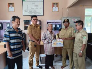 Penyerahan BLT DD Triwulan Kesatu (Januari-Maret) 2025, Kepada Salah Satu KPM